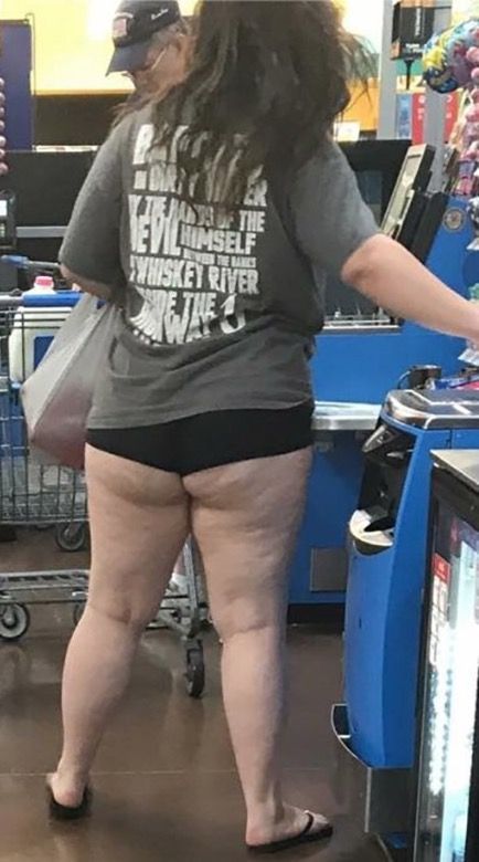 Boomerang reccomend walmart ass crack