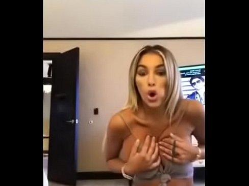 Accident Tits Fall Out Videos - Free Porn Videos